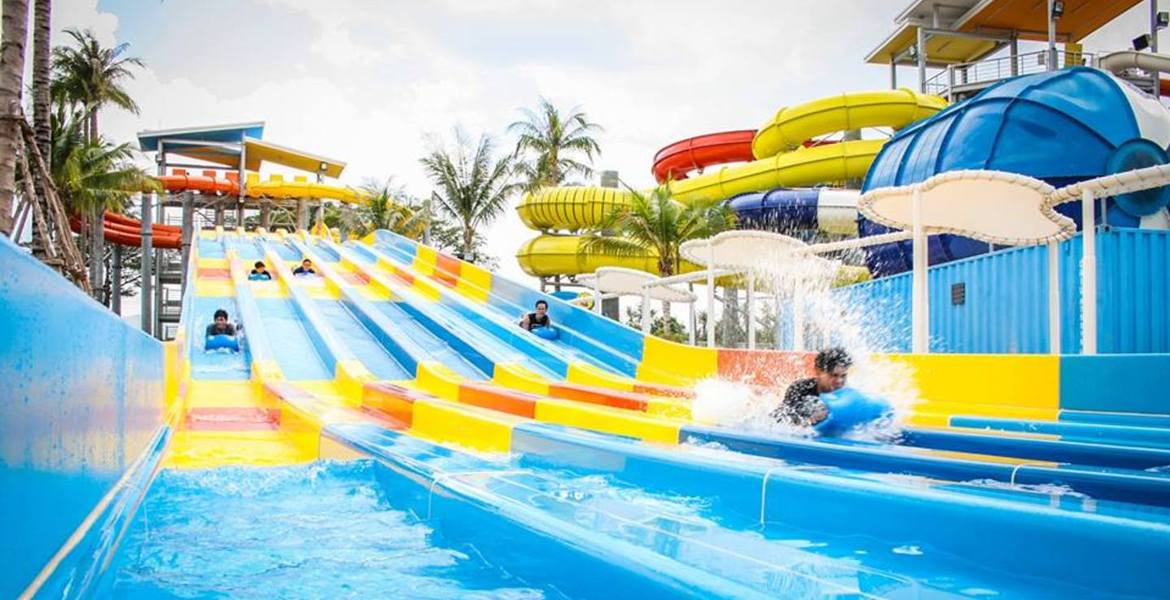 El parque acuático Torremolinos (Aqualand Torremolinos) 