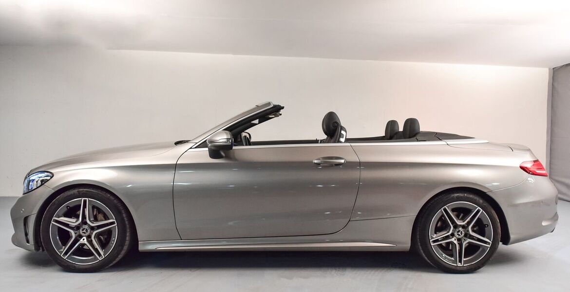 Аренда автомобиля MERCEDES-BENZ C220D CABRIO