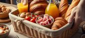 Breakfast delivery 